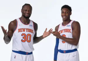 Cheer On The New York Knicks Wallpaper
