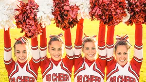 Cheerleading Squad Sunlit Performance Wallpaper