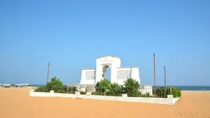 Chennai Elliot's Beach Wallpaper