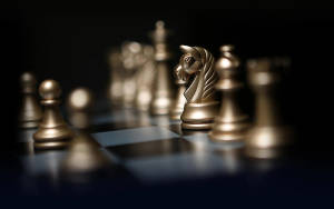 Chess Mighty Golden Knight Wallpaper