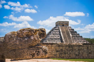 Chichen Itza Serpeant Head Wallpaper