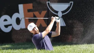 Chris Kirk Golfing And Splashes Wallpaper