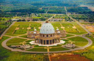 Church Of Yamoussoukro In Ivory Coast Wallpaper