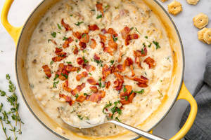 Clam Chowder With Bacon Wallpaper