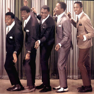 Classic Motown Group Posing Wallpaper