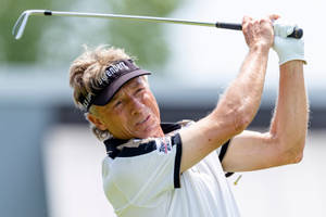 Close-up Bernhard Langer Swing Golf Club Wallpaper