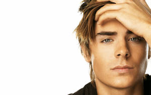 Close-up Of Zac Efron Wallpaper