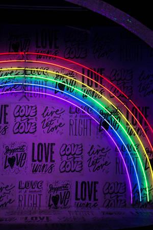 Colorful Love Heart Graffiti Wallpaper