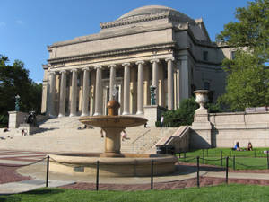 Columbia University Fences By The Fountain Wallpaper