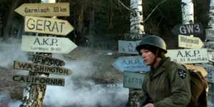 Company Of Heroes Soldier And Wooden Arrow Signs Wallpaper