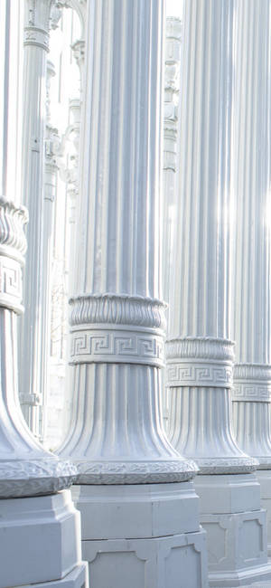 Cool Iphone White Pillars Wallpaper