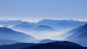 Cool Nature Foggy Mountain Range Wallpaper