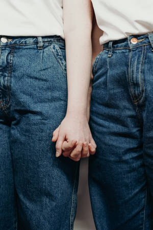 Couple In Love Denim Jeans Wallpaper