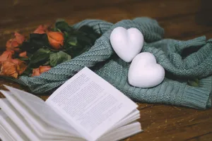 Cozy Aesthetic Book Desktop Wallpaper