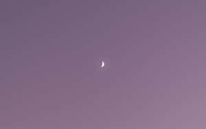 Crescent Moonin Twilight Sky Wallpaper