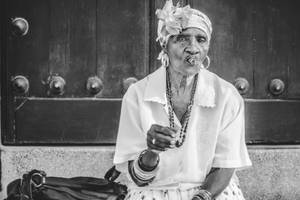 Cuban Elderly Woman With Cigarette Wallpaper