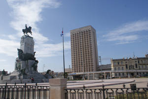 Cuban Flag Antonio Maceo Monument Wallpaper