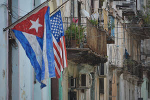 Cuban Flag Usa Flag Havana Street Wallpaper