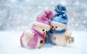 Cute Snow Sweet Couple Wallpaper