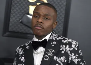 Dababy Floral Tuxedo At Grammy Awards Wallpaper