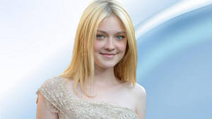 Dakota Fanning At The 2010 Eclipse Premiere Wallpaper