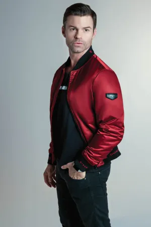 Daniel Gillies Red Jacket Wallpaper