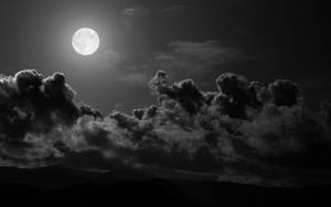 Dark Night Moon And Gloomy Clouds Wallpaper