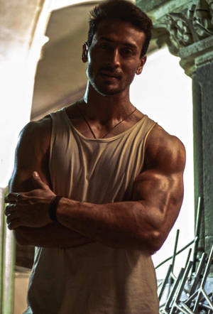 Dark Photo Of Tiger Shroff Body Wallpaper