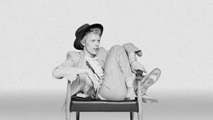 David Bowie Suit Photo Grayscale Wallpaper