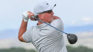 David Duval In Gray Nike Shirt Wallpaper