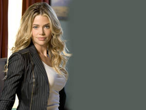 Denise Richards As Shauna Fulton The Bold And The Beautiful Wallpaper