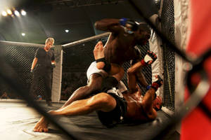 Derek Brunson Cornering Wallpaper