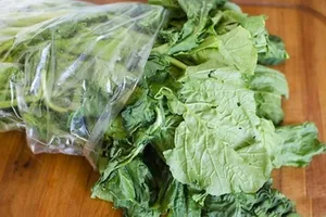 Disintegrating Raw Collard Greens Wallpaper