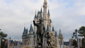 Disney World's Famous Statue Wallpaper