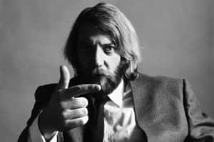 Donald Sutherland Pointing Blackand White Wallpaper