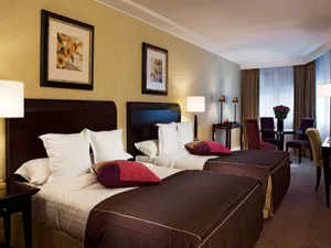 Double Beds Hotel Room Warwick Paris Wallpaper