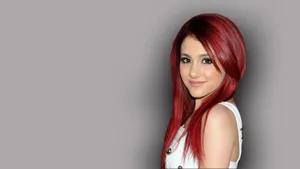 Download Ariana Grande Wallpaper Wallpaper