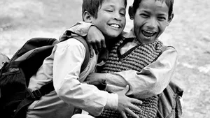 Download Bestie Wallpaper Wallpaper