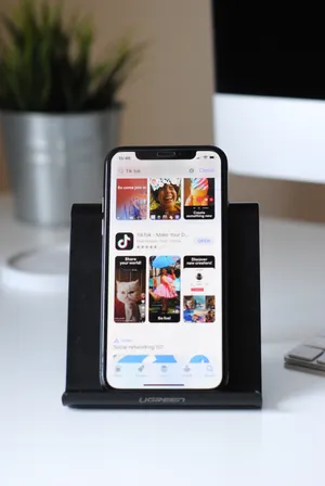 Download Iphone Xs Wallpaper Wallpaper