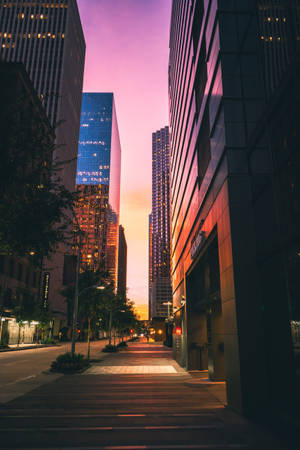 Downtown Sunset Scenery For Iphone Screens Wallpaper