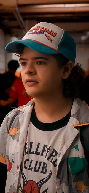 Dustin Wearing Cap Stranger Things Wallpaper