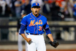 Edwin Diaz Shouting In Blue Jersey Wallpaper