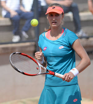 Ekaterina Makarova And Bouncing Ball Wallpaper