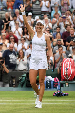 Ekaterina Makarova Walking And Waving Wallpaper