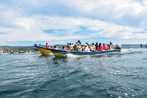 El Salvador Port Procession Wallpaper