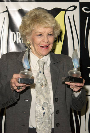 Elaine Stritch Holding Drama Desk Awards Trophy Wallpaper