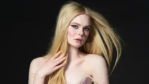 Elle Fanning Looking Fierce Wallpaper