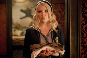 Emily Browning As Babydoll In Sucker Punch Wallpaper