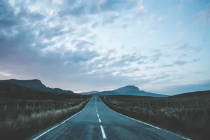 Empty Road Screensavers Wallpaper