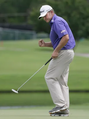 Energetic Jason Bohn Celebrating A Victory Wallpaper